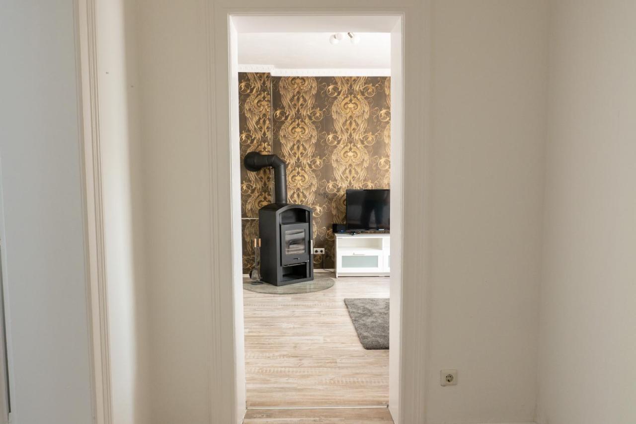 Appartment Rheinaue Дуйсбург Екстериор снимка