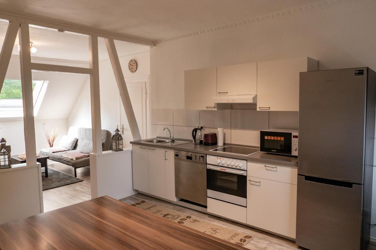 Appartment Rheinaue Дуйсбург Екстериор снимка